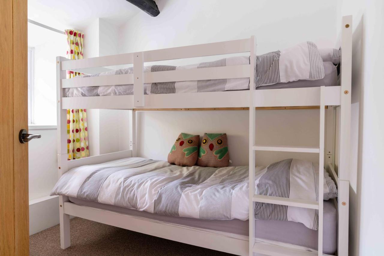 Bwthyn Gweilch Villa Макънтлет Екстериор снимка